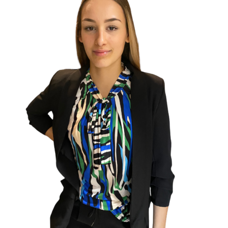 Blazer zwart met een opgesmokte mouwen